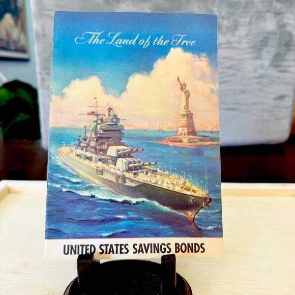 Vintage 1940s U.S. Saving Bonds Booklet Land of the Free Statue of Liberty WWII - Picture 1 of 10